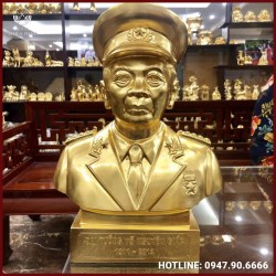 Tượng Đại Tướng Võ Nguyên Giáp bán thân bằng đồng vàng