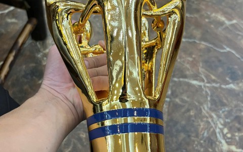 Chế tác và hoàn thiện cup Safety Unikever mạ vàng theo yêu cầu