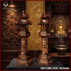Đôi đèn mái chùa bằng đồng đỏ cạo màu cỡ lớn