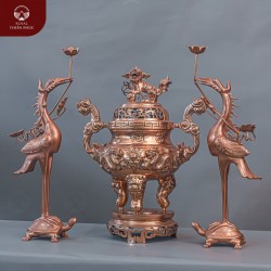 Bộ đồ thờ tam sự đỉnh rồng hạc chầu bằng đồng đỏ mộc