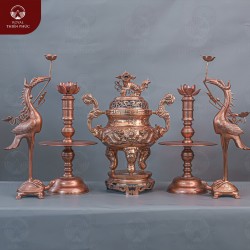Bộ ngũ sự thờ cúng bằng đồng đỏ mộc chạm song long chầu nguyệt  