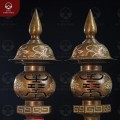 Đèn thờ đẹp chạm họa tiết hoa sen bằng đồng khảm tam khí 