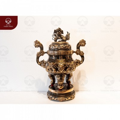 Đỉnh đồng thờ gia tiên họa tiết song long bằng đồng đỏ cạo màu