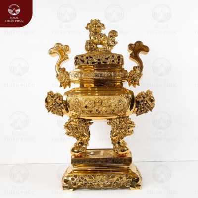 Đỉnh đồng vàng dáng vuông đúc máy thờ cúng gia tiên 