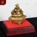Lư đốt trầm hương bằng đồng vàng nắp thỏi tiền kích thước 14x16cm