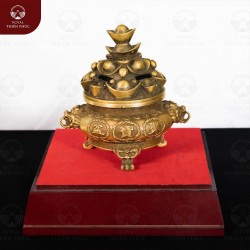 Lư đốt trầm hương bằng đồng vàng nắp thỏi tiền kích thước 14x16cm
