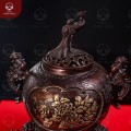 Lư xông trầm đồng vàng hun nâu nắp Công cao 19cm ngang 11,5cm    
