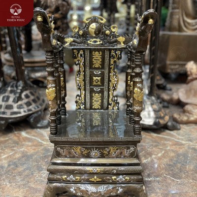 Ngai thờ đẹp bằng đồng khảm tam khí họa tiết rồng