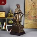 Tượng đồng Trần Hưng Đạo đứng trên sóng lớn khảm tam khí dát điểm vàng