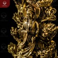Tượng Quan Thế Âm Bồ Tát đứng trên tòa Cửu Long bằng đồng vàng