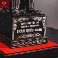 Tượng Trần Quốc Tuấn bằng đồng đỏ đế tam cấp khảm tam khí kỹ