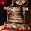 Tượng Trần Quốc Tuấn mặc chiến bào bằng đồng đỏ khảm tam khí thường