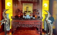 Hoàn thiện và bàn giao đôi hạc cao 1m75 đồng đỏ cạo màu tại phòng thờ Bác Hồ tại học viện Tài Chính