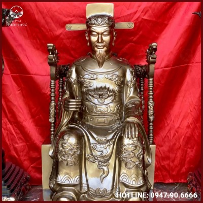 Tượng cụ tổ bằng đồng đỏ làm màu độc đáo