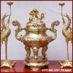 Bộ tam sự chạm sòi bằng đồng vàng tinh xảo 