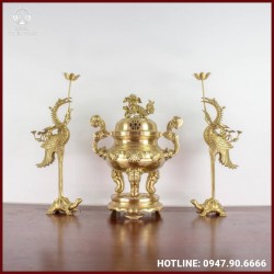 Bộ tam sự thờ cúng đồng vàng chạm sòi 