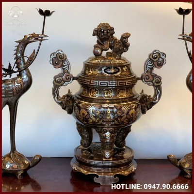 Bộ tam sự hạc thờ cúng bằng đồng đỏ khảm ngũ sắc chạm song long chầu