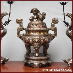 Bộ tam sự hạc chạm hoa sòi đồng đỏ khảm tam khí dát điểm vàng