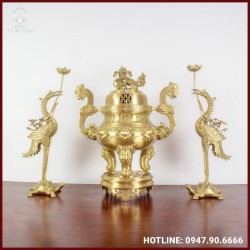 Bộ tam sự hạc bằng đồng vàng chạm sòi 
