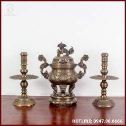 Bộ tam sự nến thờ chạm hoa sòi làm màu giả cổ