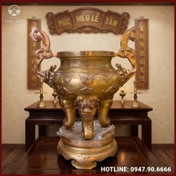 Lư hương họa tiết chữ thọ triện đồng đỏ làm màu cổ kính