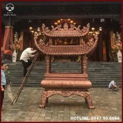 Lư hương mái chùa bằng đồng đỏ