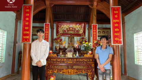 Bàn giao và lắp đặt bộ đại tự câu đối cho nhà thờ họ dòng tộc Nguyễn Đàm Danh tại Nghi Lộc, Nghệ An