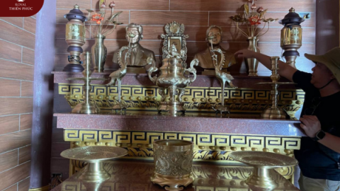Bàn giao tượng chân dung và bộ đồ thờ đầy đủ tại nhà thờ họ huyện Thạnh Phú tỉnh Bến Tre