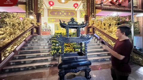 Bàn giao lư hương tại tu viện Vĩnh Đức - tp Hồ Chí Minh
