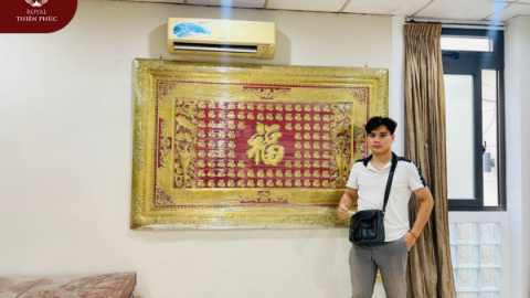 Hoàn thiện và bàn giao mặt trống đồng, tranh đồng cho khách tại Sài Gòn