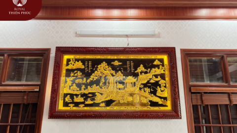 Lắp đặt tranh đồng quê 1m7x99 dát vàng 9999 cho khách tại Hưng Yên