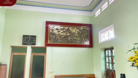 Bàn giao và lắp đặt tranh vinh quy bái tổ cao 2m3x1m2 cho khách hàng tại Phú Thọ