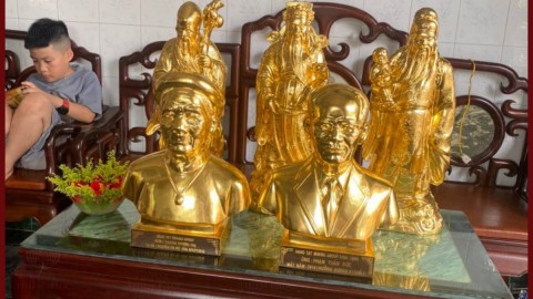 Bàn giao bộ tượng Tam Đa và tượng truyền thần dát vàng cho khách tại Vũng Tàu