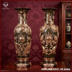 Lọ lộc bình bằng đồng đỏ cạo màu chạm rồng – phượng