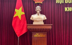 Bàn giao tượng Bác Hồ bằng đồng cao 1m2 tại Hạ Long, Quảng Ninh