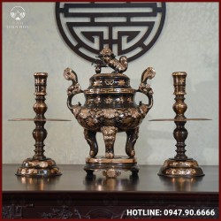 Bộ tam sự nến đồng đỏ cạo màu chạm sòi cao 60cm