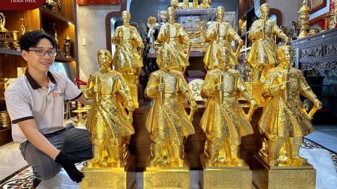 Hoàn thiện 8 tượng Trần Hưng Đạo dát vàng 70cm và 90cm cho doanh nghiệp làm quà tặng