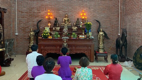 Đồ đồng Thiên Phúc tiếp đón nhà Họ Đặng tới xưởng rước tượng Thủy Tổ về Hải Phòng