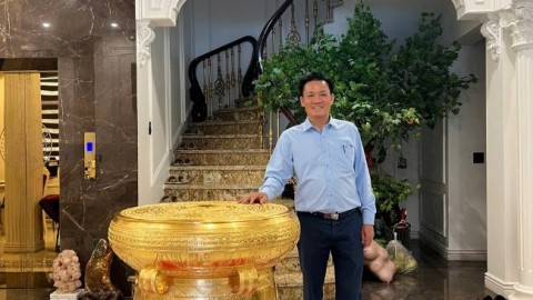 Bàn Giao Quả Trống Đồng 80cm Dát Vàng Kèm Đôn Gỗ Hương Tại Yên Bái – Đồ Đồng Thiên Phúc