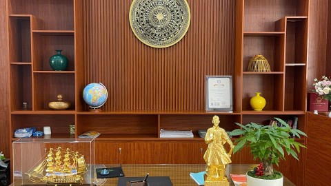 Hoàn thiện và lắp đặt mặt trống cattut D80 và tượng Trần Hưng Đạo tại Thanh Liêm - Ninh Bình