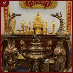 Đỉnh đồng cỡ lớn bằng đồng đỏ cạo màu