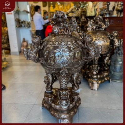 Đỉnh cầu thất lân khảm tam khí cảnh vinh quy bái tổ