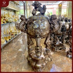 Đỉnh thất lân vờn cầu khảm ngũ sắc vinh quy bái tổ cao 1m55