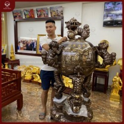 Đỉnh thất lân vờn cầu khảm ngũ sắc cao 1m7