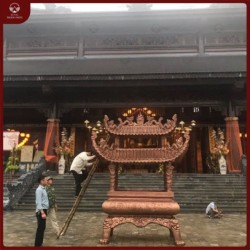 Lư hương đồng đỏ cao 2m8 nặng 800kg