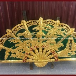 Quạt chầu thếp vàng sơn nền xanh ngọc