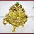 Lư xông trầm bằng đồng vàng đính ngọc