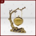 Lư đốt trầm treo quả đào cao 13cm