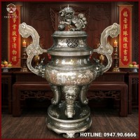 Đỉnh đồng cỡ lớn thân chạm khung cảnh Vinh Quy Bái Tổ bằng đồng đỏ