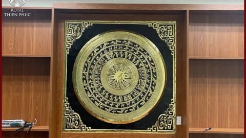 Bàn giao lắp đặt tranh mặt trống 80 đồng vàng khum liền đồng tại Duy Tân, Cầu Giấy, Hà Nội